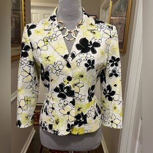Gorgeous Preloved Floral Blazer